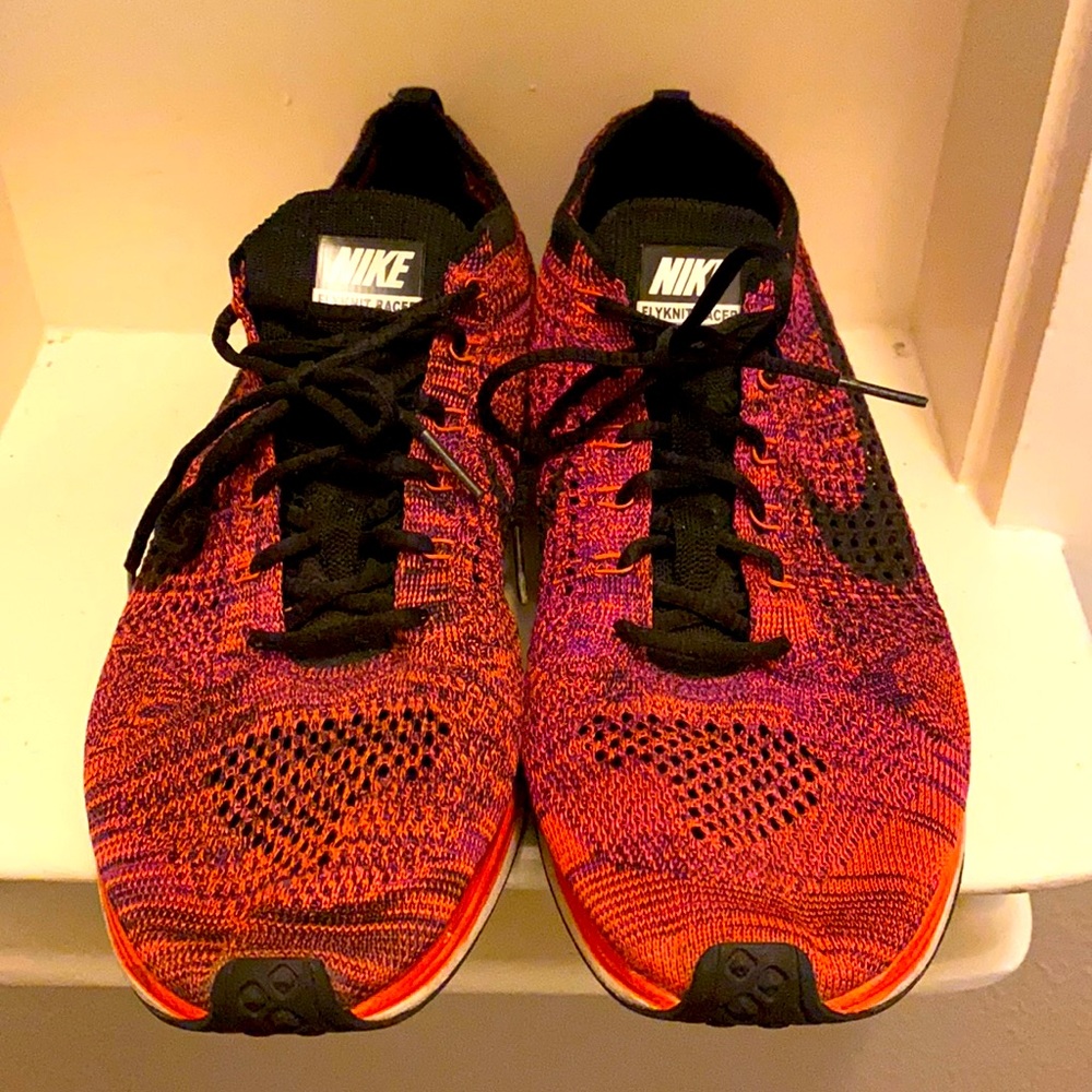 Nike Flyknit Racer